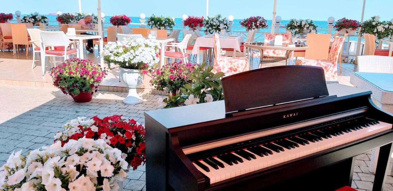 Shalanda Hotel Odessa Eksteriør billede
