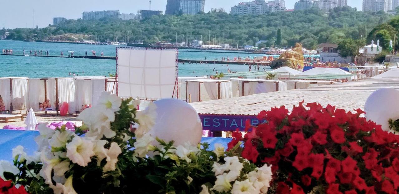 Shalanda Hotel Odessa Eksteriør billede