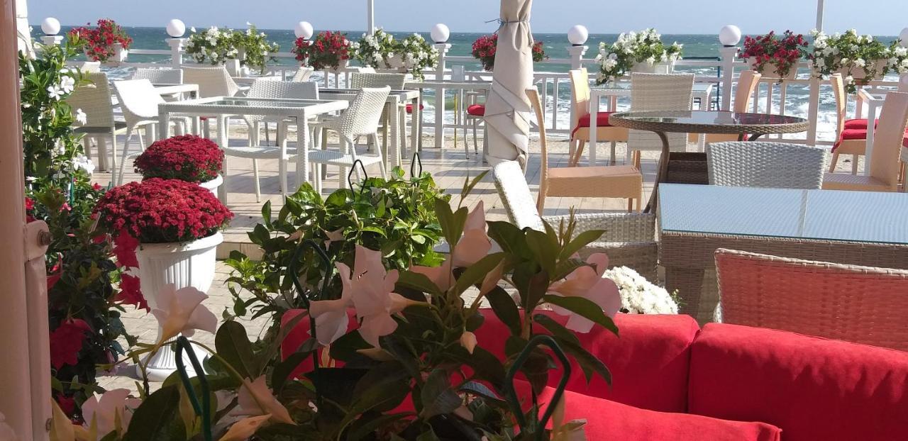 Shalanda Hotel Odessa Eksteriør billede