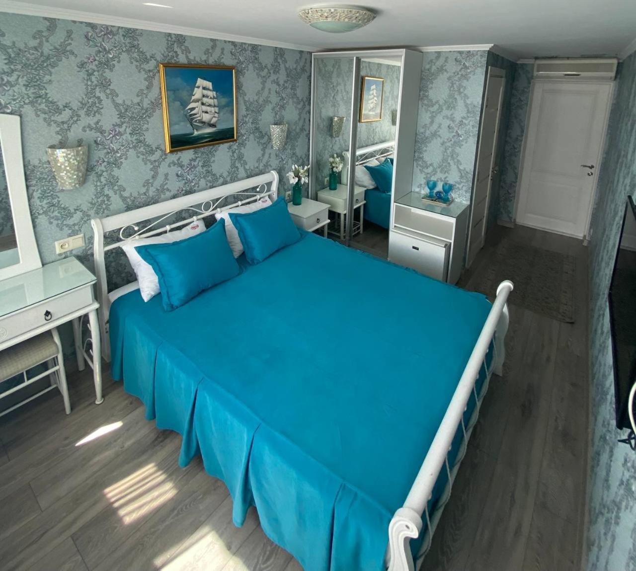Shalanda Hotel Odessa Eksteriør billede