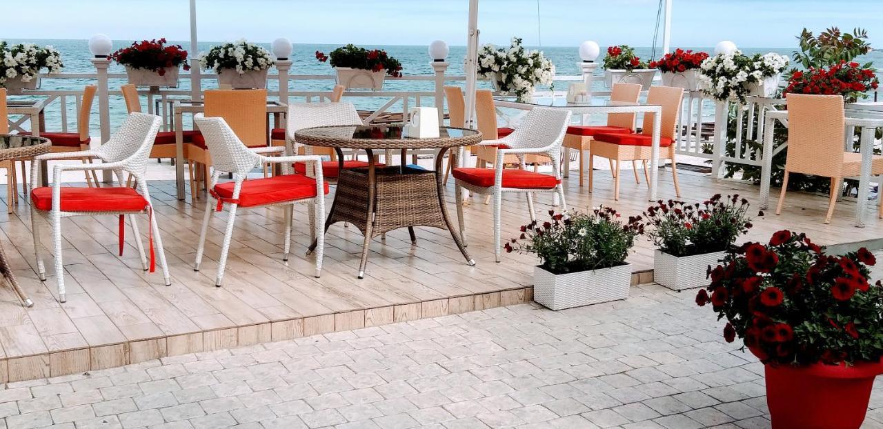 Shalanda Hotel Odessa Eksteriør billede