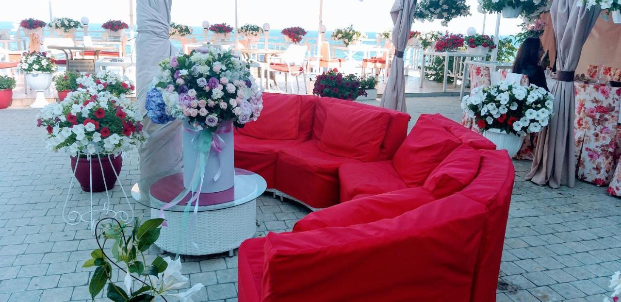 Shalanda Hotel Odessa Eksteriør billede